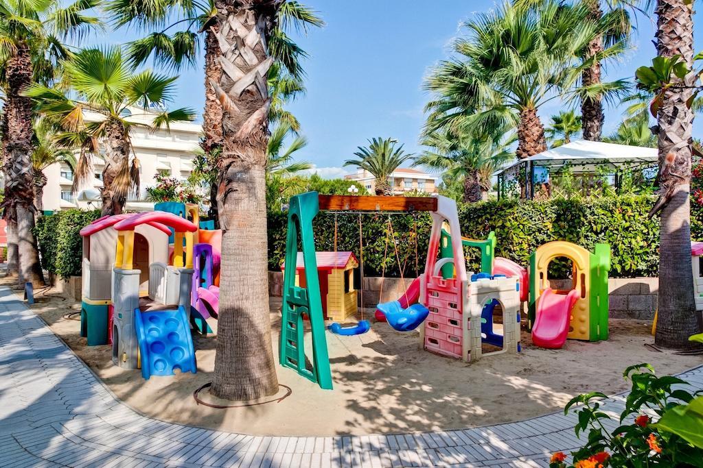 Hotel Europa Beach Village Giulianova Exterior foto