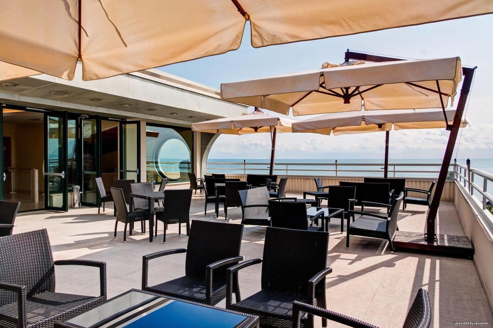 Hotel Europa Beach Village Giulianova Exterior foto